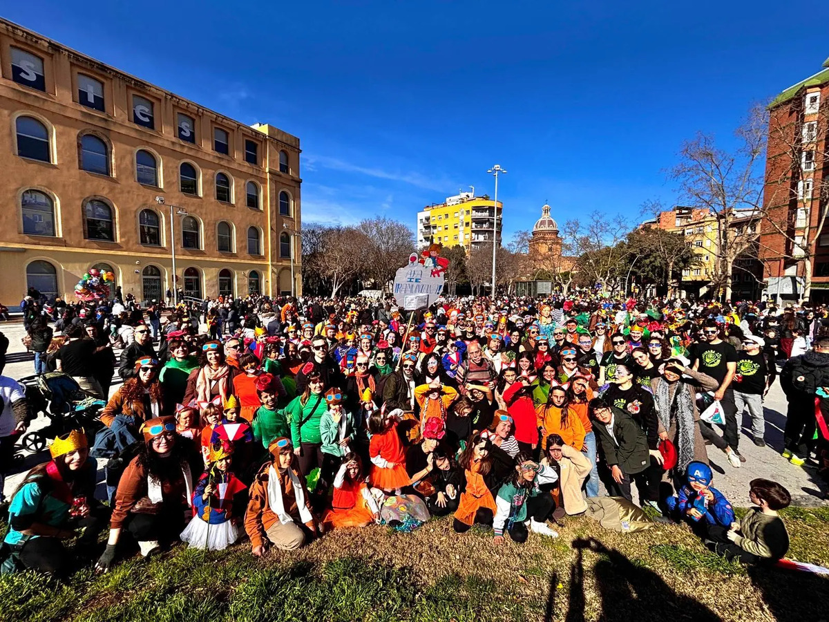 L’Institut Escola Tramuntana omple de màgia la 22a Rua de Carnaval amb El Petit Príncep