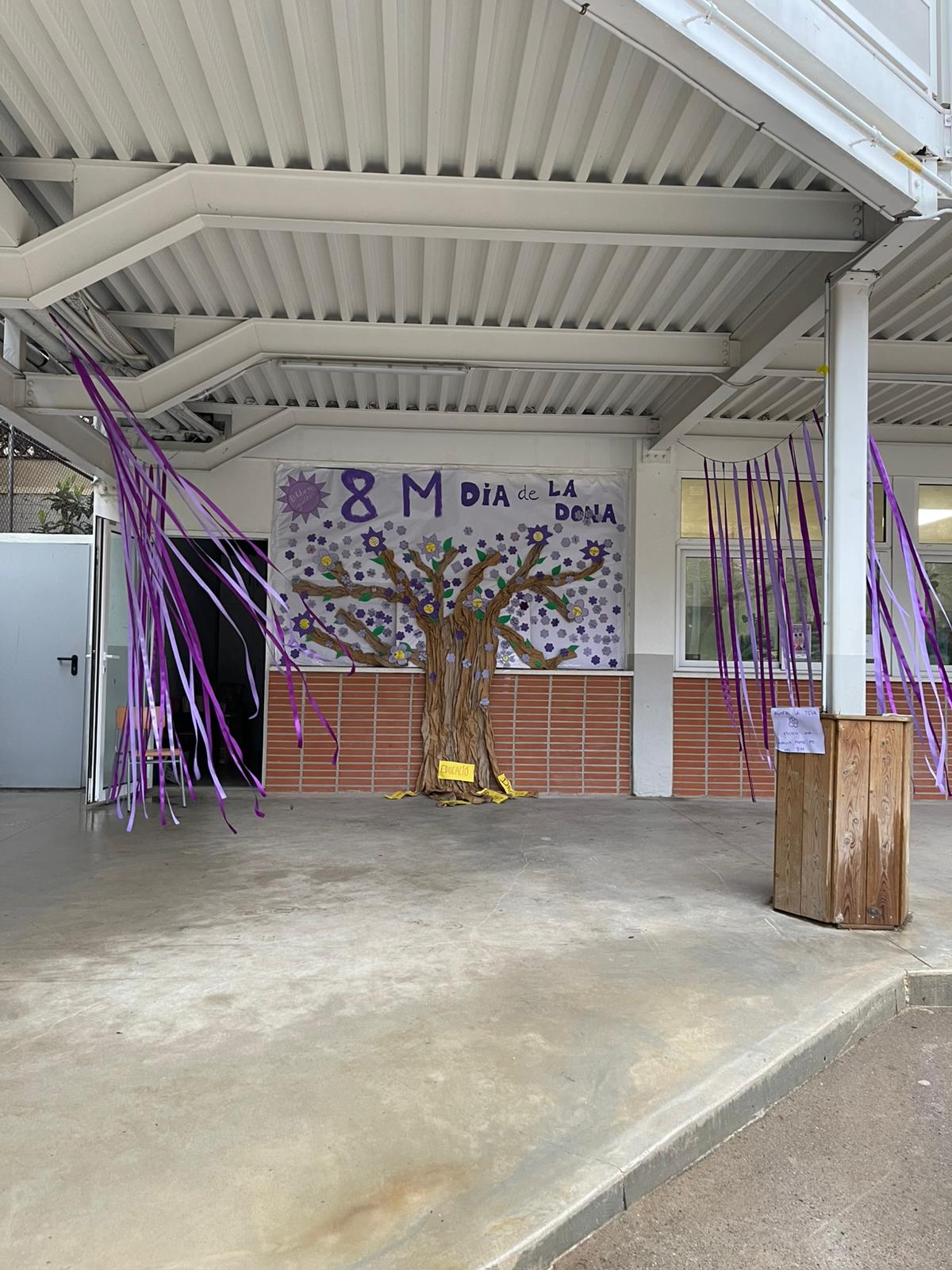 Commemorem el 8M amb “La flor violeta: sembrem la igualtat”